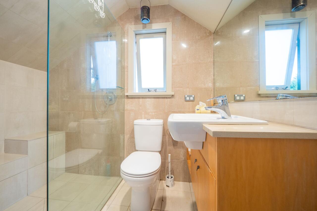 Quiet Private Studio In Strathfield With Kitchenette And Private Bathroom 3Min To Station Sleeps 6 Sydney Exterior foto